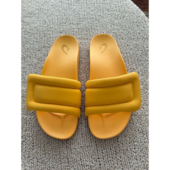 OluKai sunbeam slides size 8 - Picture 7 of 7